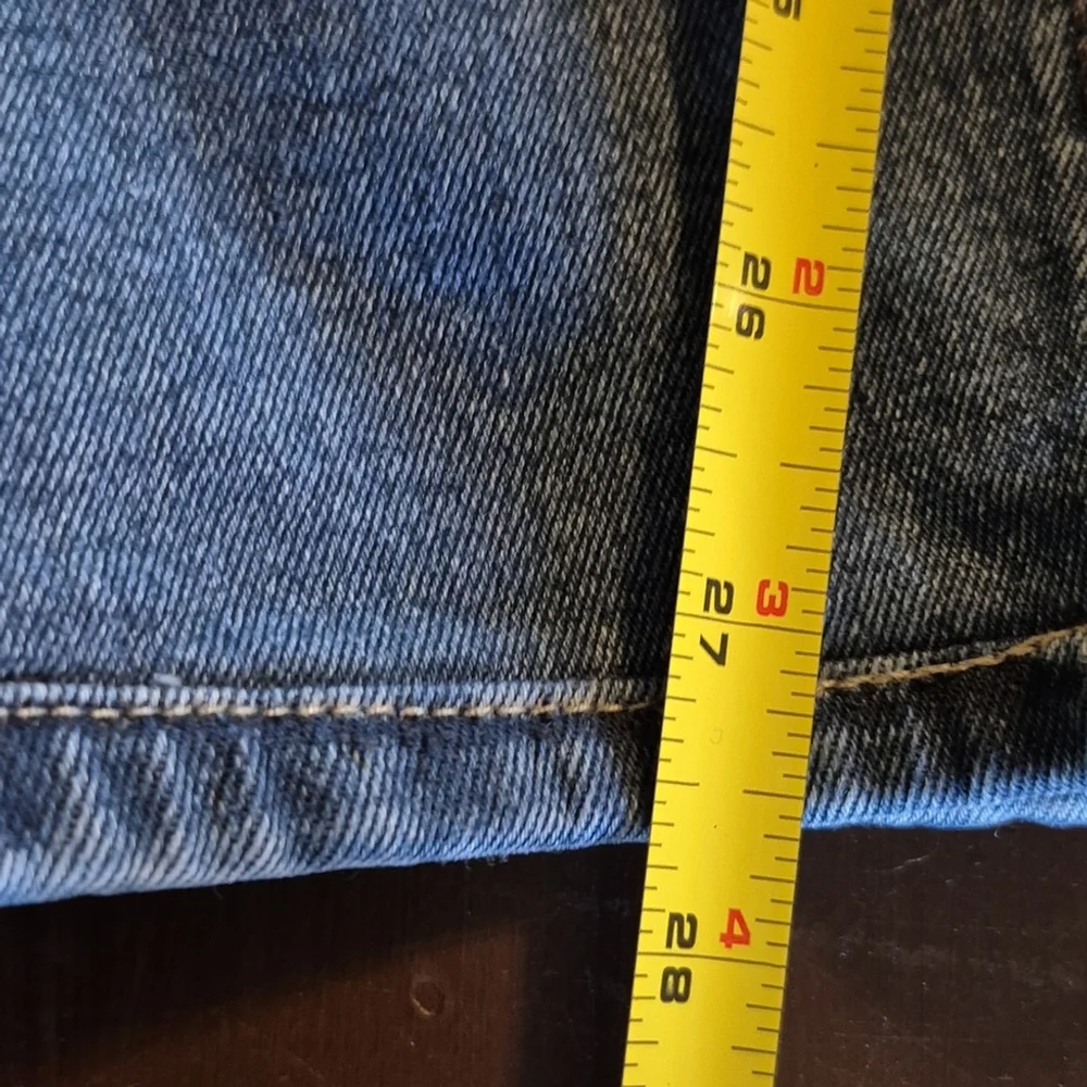 Burberry Jeans Equestrian Knight Design.Sz.W.31×L27.75" Rise 9". - Picture 16 of 17